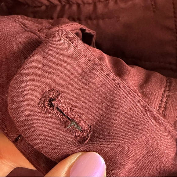 WHBM White House Black Market Burgundy Wine The Ankle Slim Pants‎ Size 6 - Picture 6 of 8